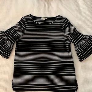 Black/white stripe blouse with flared/ruffle 3/4 quarter sleeves